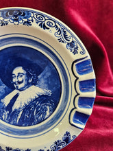 Load image into Gallery viewer, Blue &amp; White Frans Hal Delfts Plate 42302
