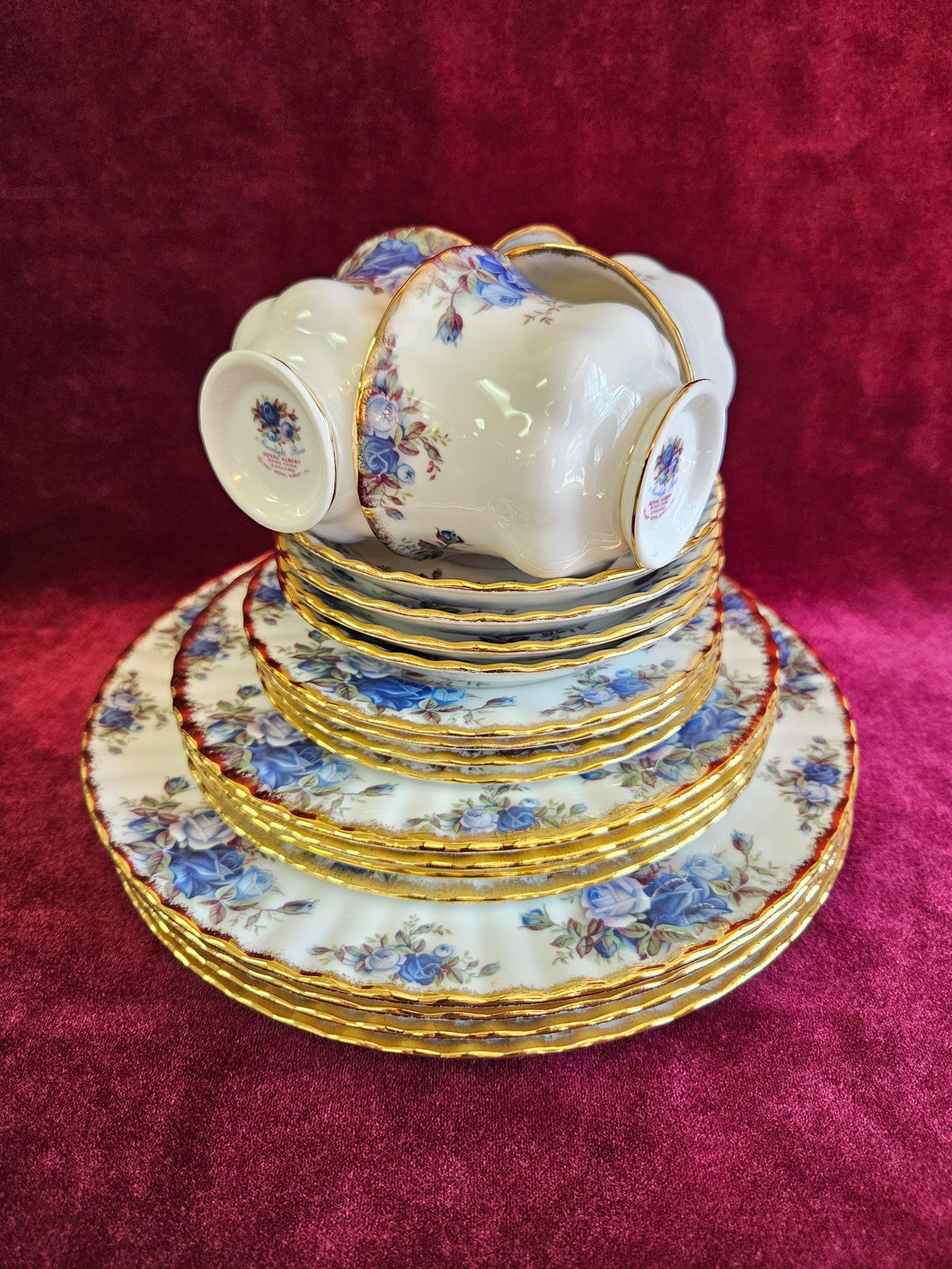 Royal Albert Moonlight Rose Dinnerware Set #42509