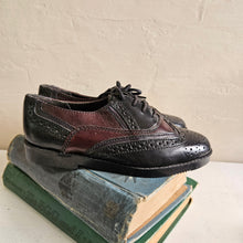 Load image into Gallery viewer, Vintage Leather Wingtip Boy’s Dress Shoes #42406
