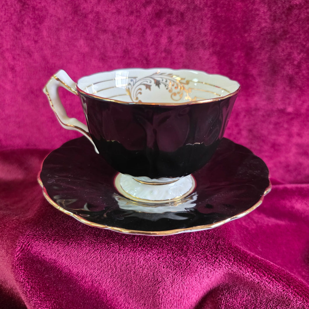 Aynsley Black and Gold Teacup and Saucer Bone China #001