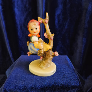 Hummel “Apple Tree Girl” #019