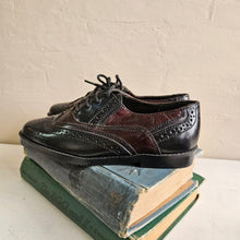 Load image into Gallery viewer, Vintage Leather Wingtip Boy’s Dress Shoes #42406
