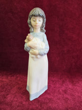 Load image into Gallery viewer, Nao Someone to Love Figurine 42307
