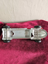 Load image into Gallery viewer, Vintage Hubley #22 Cast Iron Indy Race Car DM
