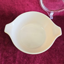 Load image into Gallery viewer, Pyrex Butterfly Gold Casserole Lidded Dish 1.5 L 42506
