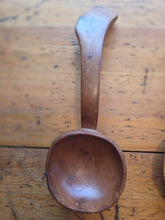 Load image into Gallery viewer, Wooden Spoons 42604
