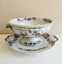 Load image into Gallery viewer, Eglinton Pearl Ware Tureen with Underplate #42508
