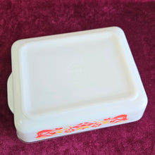 Load image into Gallery viewer, Pyrex Friendship Casserole Lidded Dish 1 ½ QT 42505
