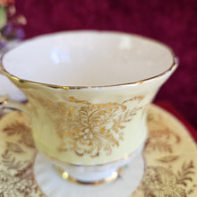 Load image into Gallery viewer, Paragon Deep Red Rose with Yellow &amp; Gold Cup &amp; Saucer 028
