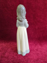 Load image into Gallery viewer, Nao Someone to Love Figurine 42307
