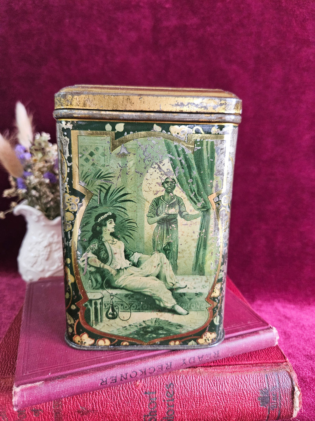 Brooke Bond Co Ltd Harem Scene Tin 42501