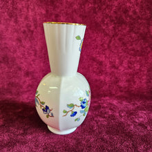 Load image into Gallery viewer, AYNSLEY Fine Bone China – Pembroke Bud Vase 019
