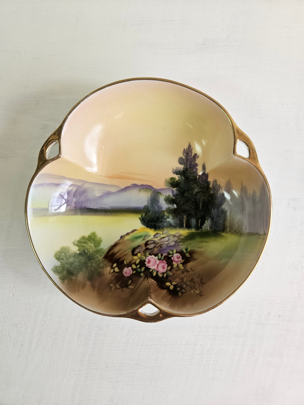 Noritake Hand-Painted Trefoil Oriental Scene Bowl 42309