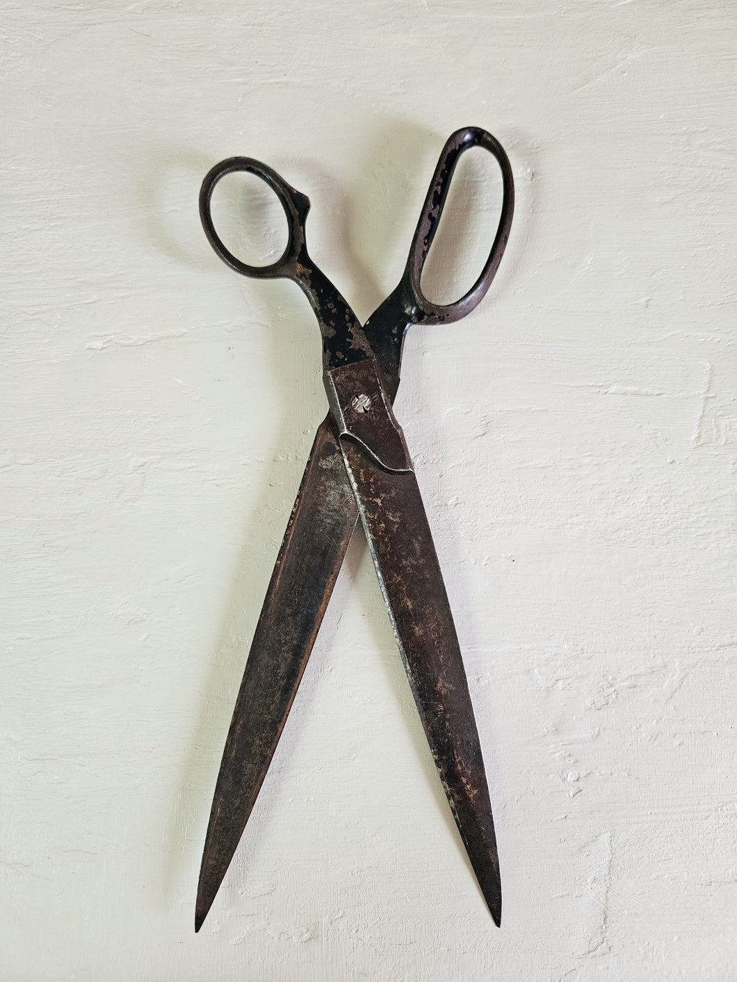 Molybdenum Made in USA Upholstery Shears 2348