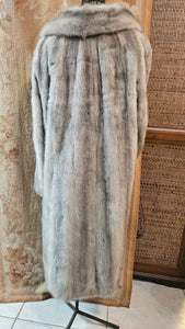 Canadian Mink Mid- Length Fur Coat – Silver Grey – CMB Majestic #42507