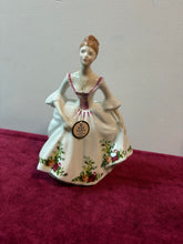 Load image into Gallery viewer, Royal Doulton Country Rose HN 3221. Made in England 42502
