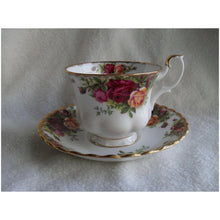 Load image into Gallery viewer, Royal Albert Old Country Roses Cup &amp; Saucer
