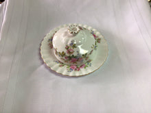Load image into Gallery viewer, Royal Albert Moss Rose Butter Dish w/ underplate

